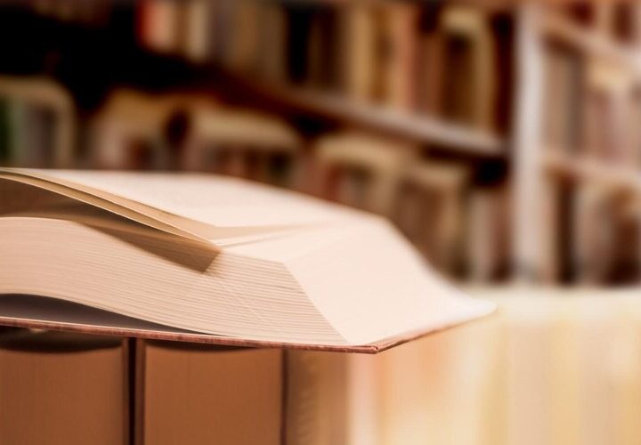 Katarzyna Zyskowska: Fascynująca podróż przez historię na spotkaniu w bibliotece