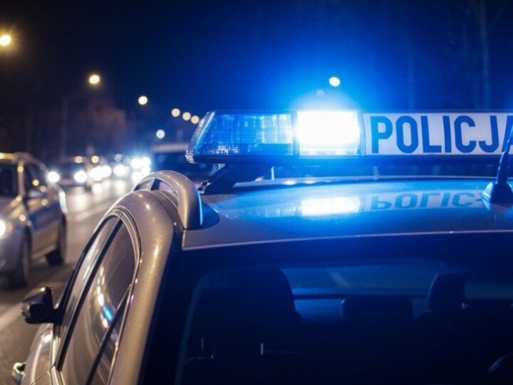 54-latka straciła 70 tysięcy złotych, próbując uratować swoje oszczędności przed oszustem