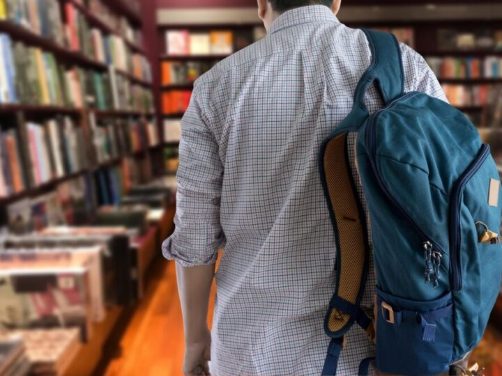 Młodzież z SOSW poznaje sekrety biblioteki w Nowej Soli