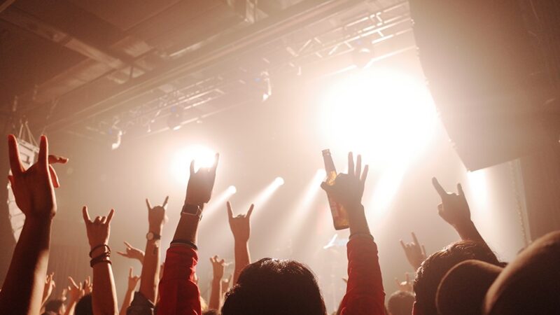 Muzyczna podróż w czasie: koncert poezji śpiewanej