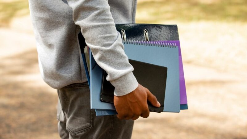 Uczniowie z Niedoradza poznają zasady bezpieczeństwa w internecie