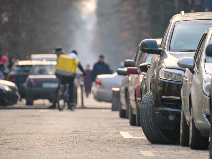 Utrudnienia na ul. Chałubińskiego z powodu prac leśnych