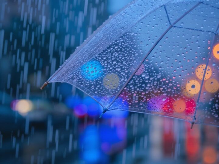 Marznące opady i gołoledź – bądź ostrożny na drogach!