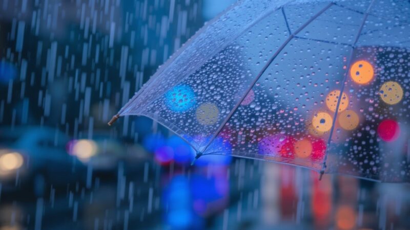 Marznące opady i gołoledź – bądź ostrożny na drogach!