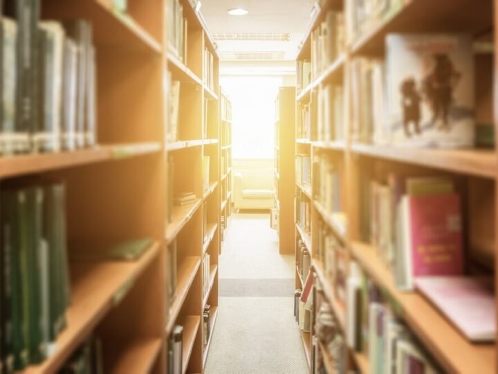 Książkowe randki w ciemno na Walentynki w bibliotece