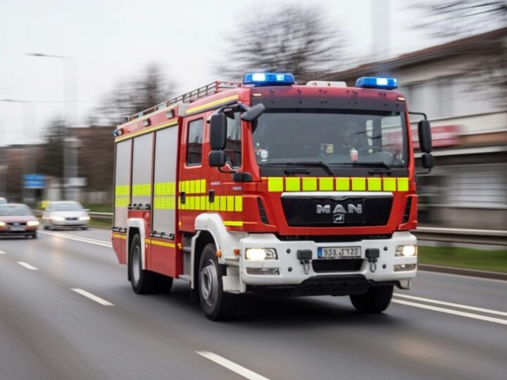 Pożar w Królikowicach: strażacy w akcji