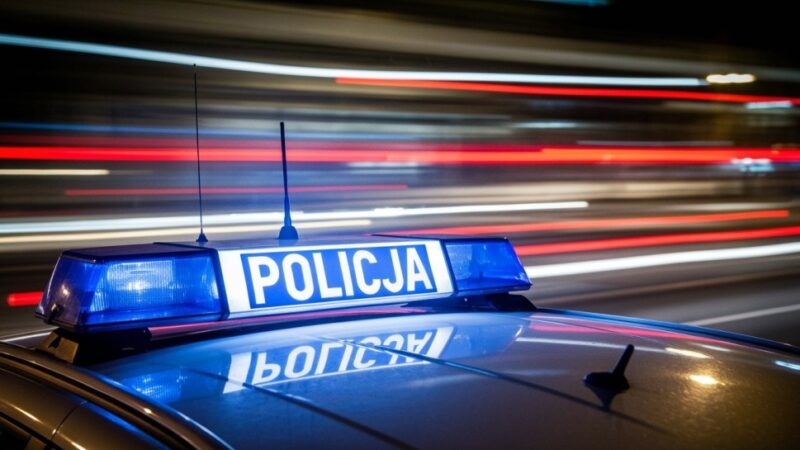Pijany 32-latek z zakazami wjechał w inne auto w Nowej Soli