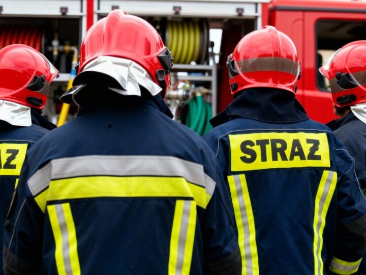 Nowi funkcjonariusze dołączają do straży pożarnej w Nowej Soli