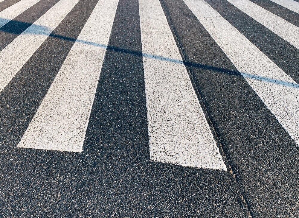 Nowy chodnik w Solnikach – poprawa bezpieczeństwa pieszych na drogach powiatowych
