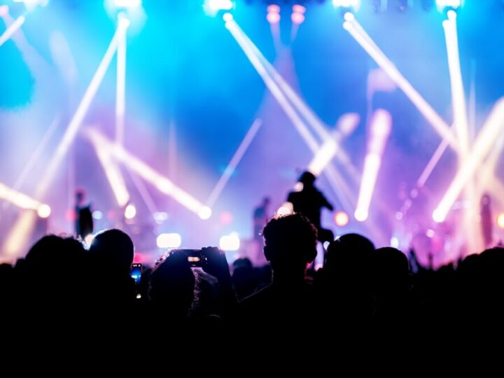 Paryż w Nowej Soli: Niezapomniany koncert Anny Haby inspirowany Edith Piaf