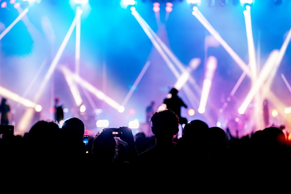 Paryż w Nowej Soli: Niezapomniany koncert Anny Haby inspirowany Edith Piaf