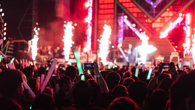 Piątek z atrakcjami: zanurz się w piana party!