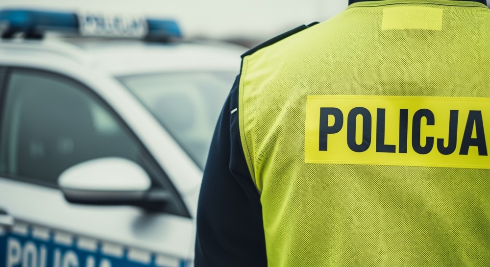 Bezpieczne podróże dzieci przez cały rok – policja kontroluje autokary