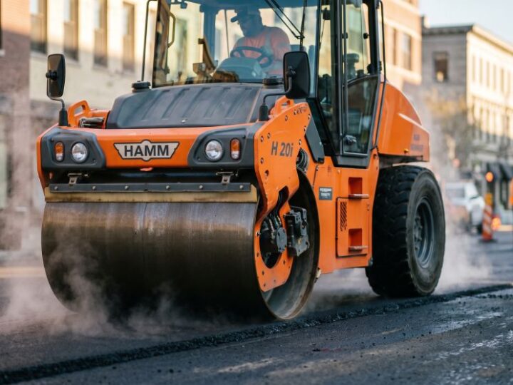 Głogowska w budowie – zwolnij do 30 km/h!