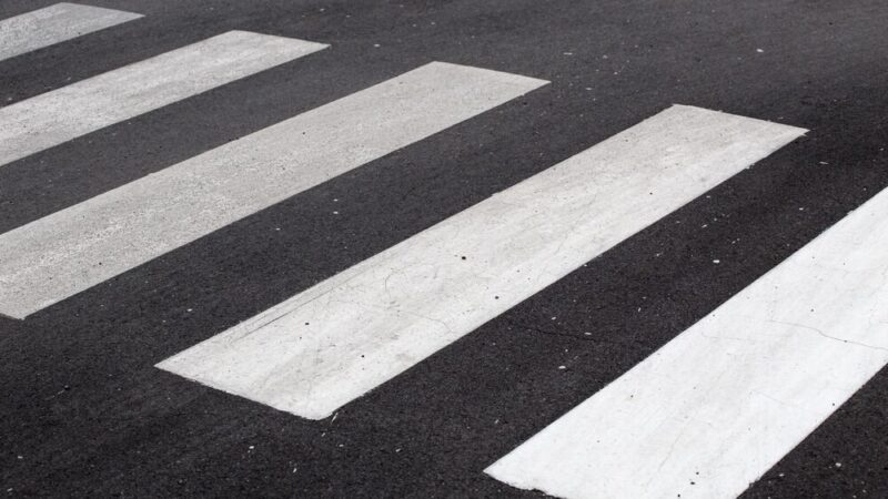 Bezpieczne dzieci, bezpieczne drogi – Policjanci uczą najmłodszych zasad ruchu drogowego